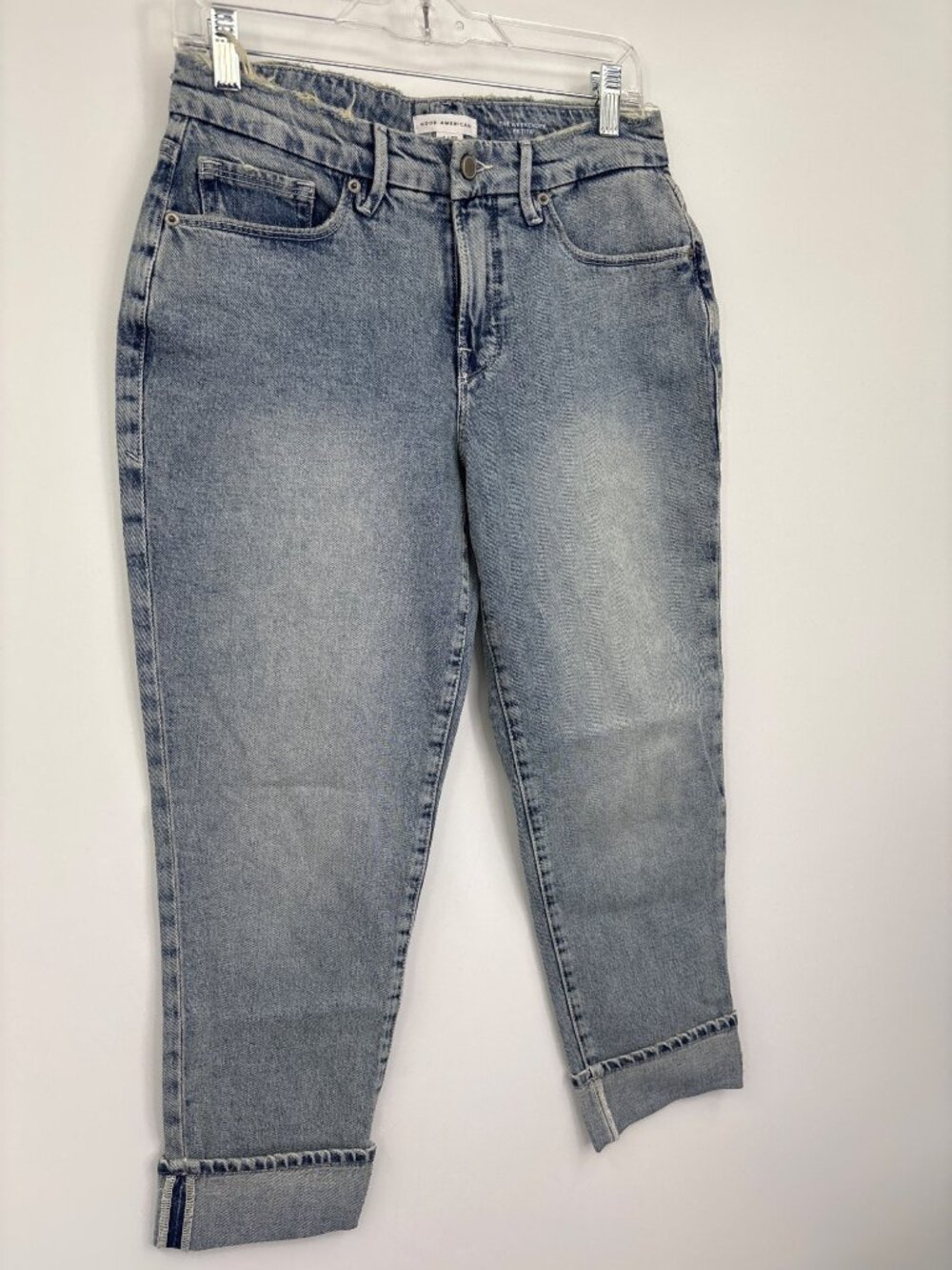 Good American The Weekender Crop Jean Light Wash Size 4/27 Petite - Picture 2 of 5